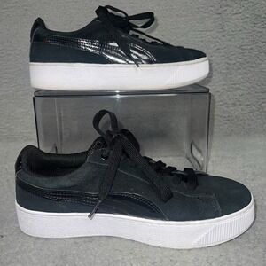 Puma Sneakers Women's Size 8.5 Black Suede Vikky Platform Shoes 363287 05